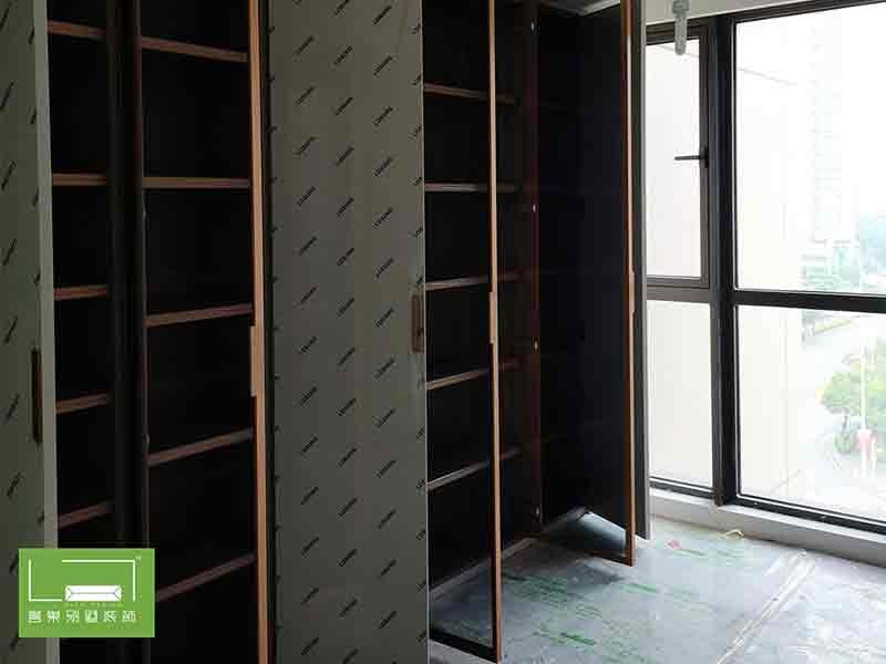 都市茗荟花园800²别墅装修工地进度