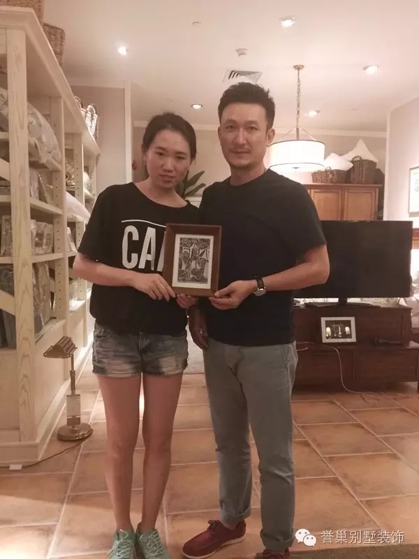 别墅设计师张春来院长合影照