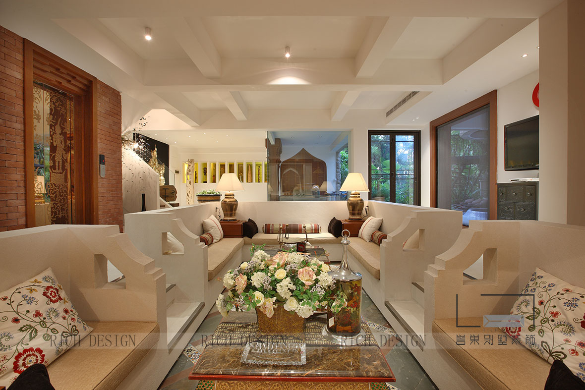 别墅东南亚会客厅装修 别墅东南亚会客厅装修效果图