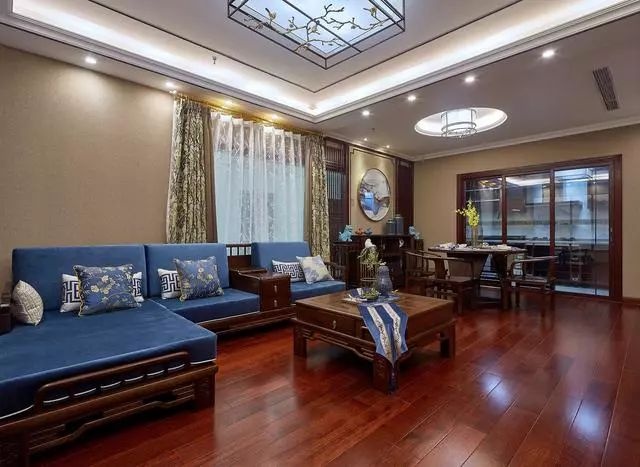 中式客厅装潢效果图