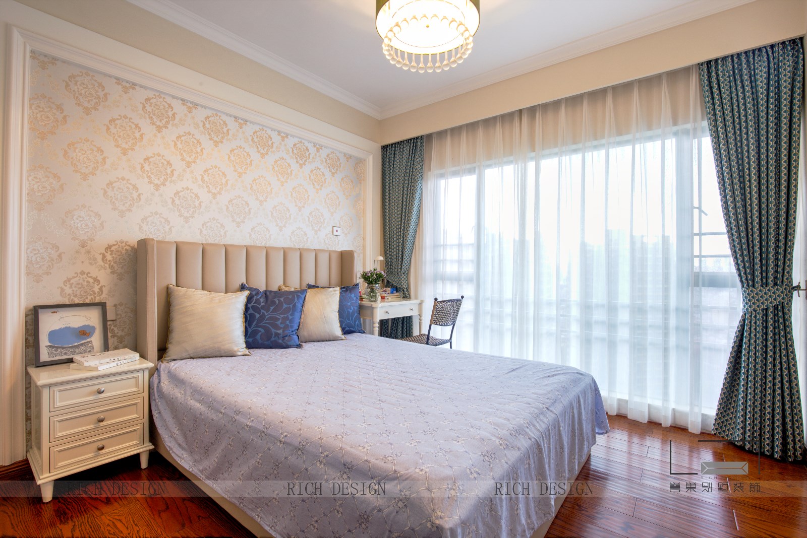 现代主卧装饰效果图 现代主卧装饰效果图