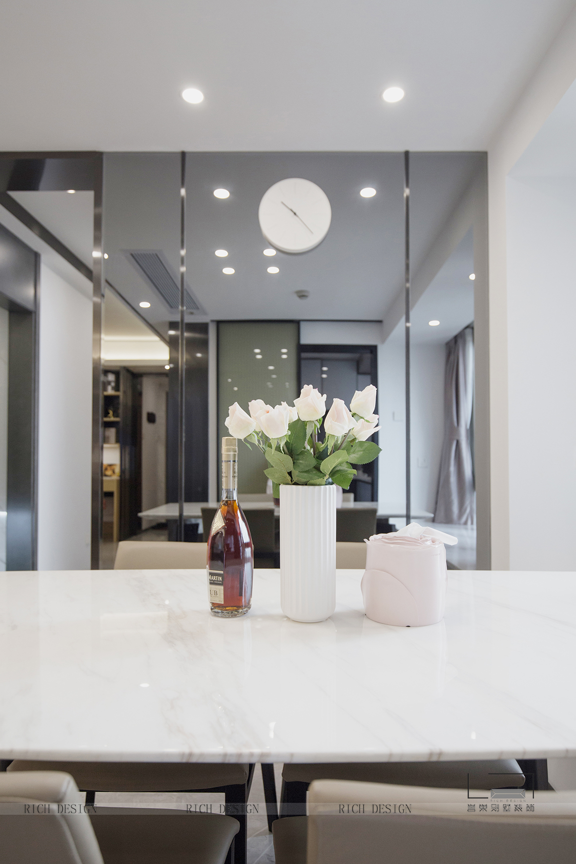 餐厅.jpg 餐厅.jpg