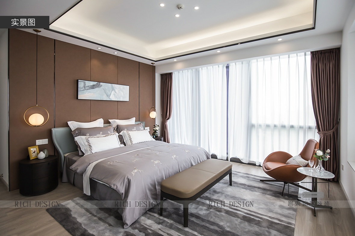 主卧.jpg 主卧.jpg