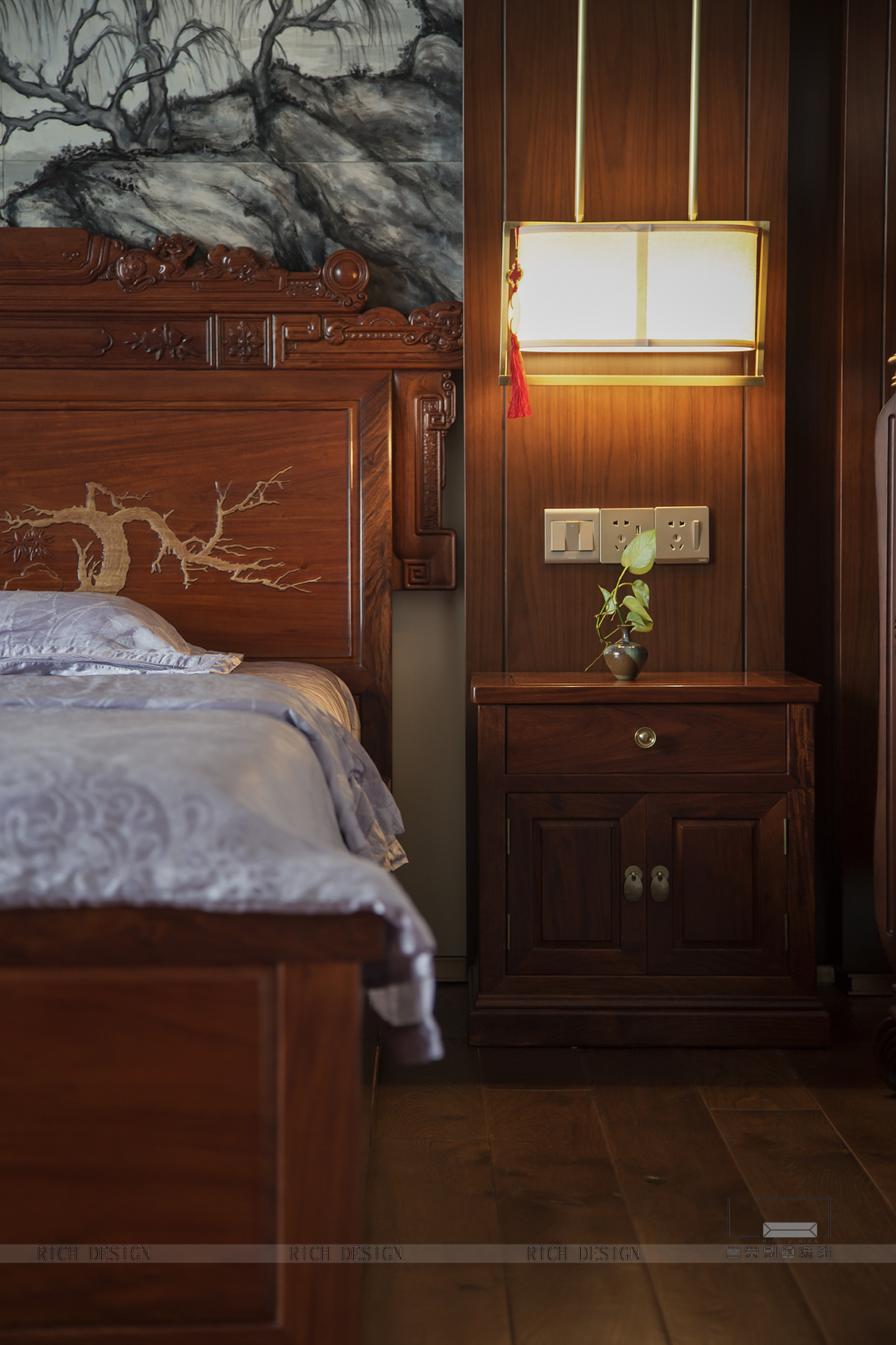 主卧1.jpg 主卧1.jpg